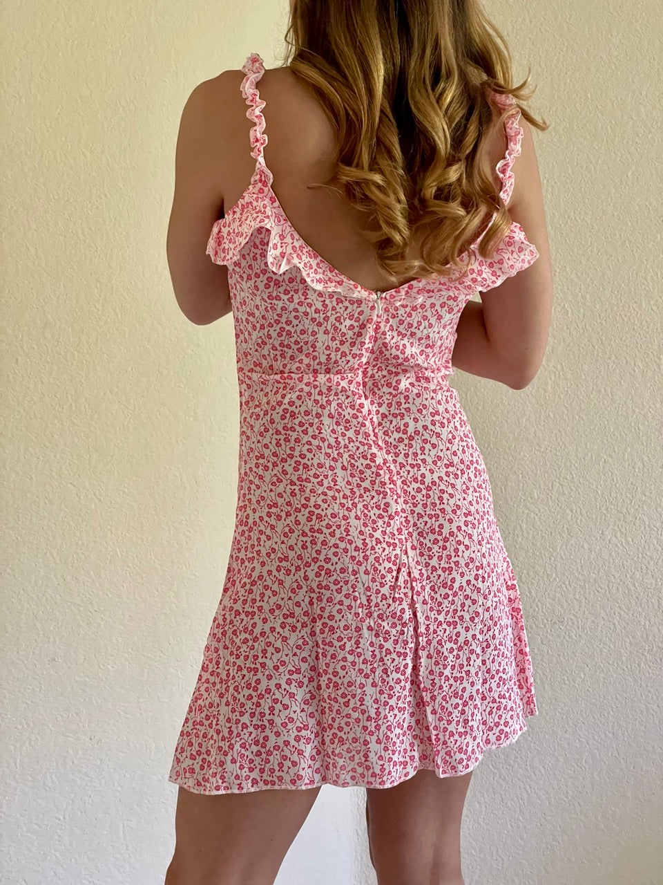CLEARANCE! Sleeveless Pink Floral Print Sling Mini Dress
